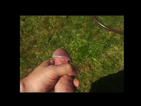 ❤️ Une chaudasse se fait baiser la chatte rose et jouit avec une giclée dans un jardin d'été... Sexe at us fr.kanalmoscow.ru  ❌️